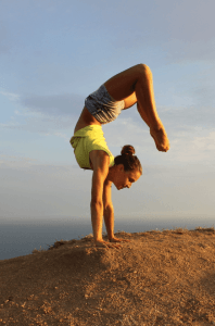 kronenchakra_handstand