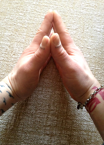 Finger Yoga Obama Mudra