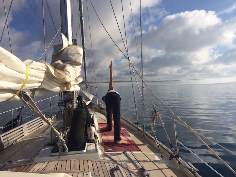 Kolumne_Marcel_Yoga auf dem Schiff