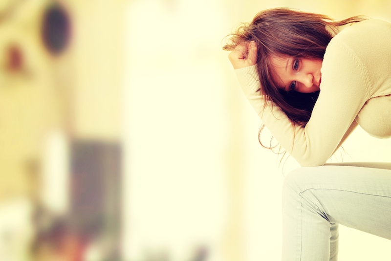 Yoga-gegen-Panikattacken-Frau-deprimiert